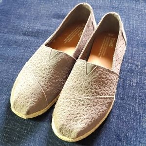 NWOT TOMS Espadrille Women's Taupe Slip-on Shoes - Size W8